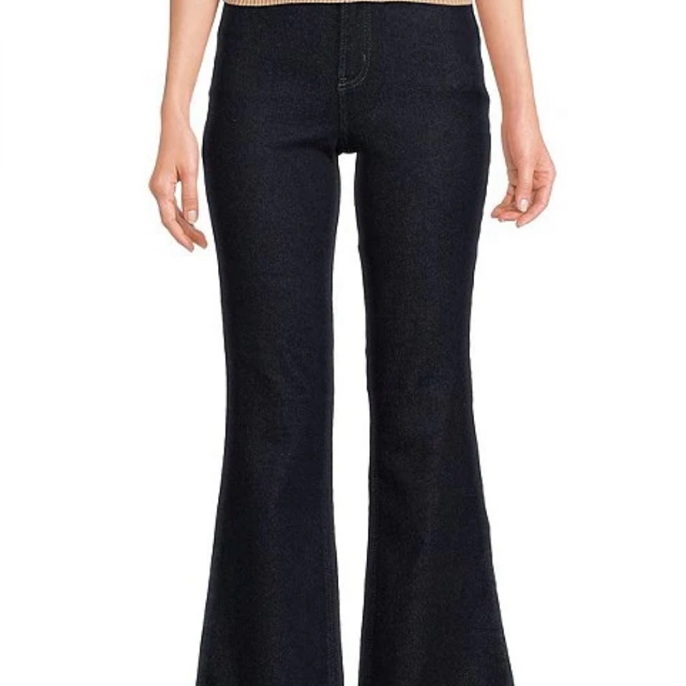 NWT Calvin Klein dark wash jeans size 31